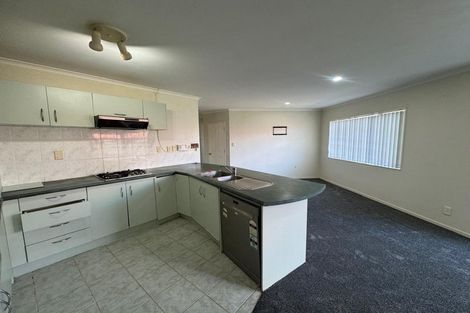 Photo of property in 50 Bellville Drive, Clendon Park, Auckland, 2103