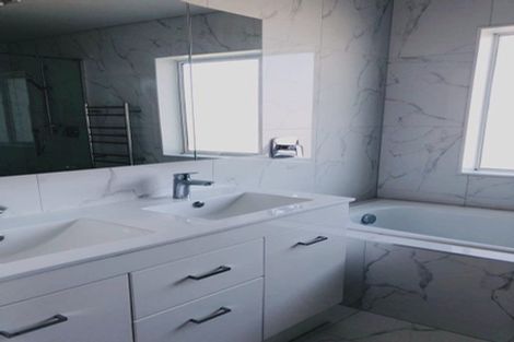 Photo of property in 14 Orchard Terrace, Riverhead, 0820