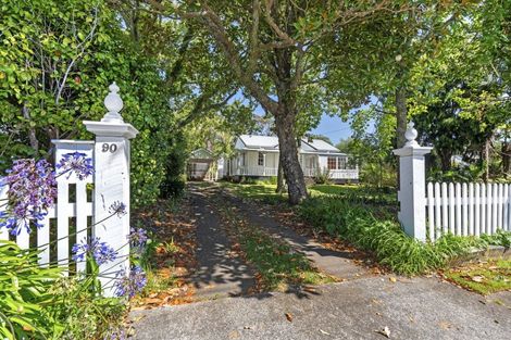 Photo of property in 90 Pendarves Street, New Plymouth, 4310