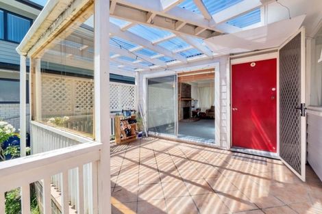 Photo of property in 103 Birkdale Road, Birkdale, Auckland, 0626