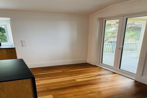 Photo of property in 233 Godley Road, Titirangi, Auckland, 0604