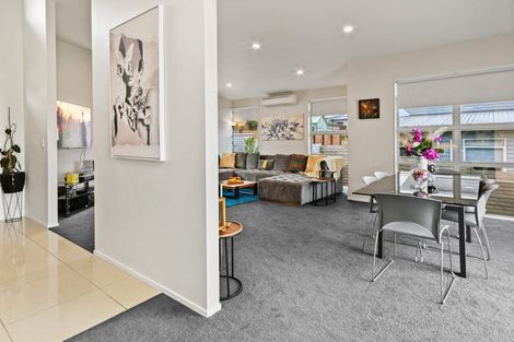 Photo of property in 29 Ina Ville Drive, Pukekohe, 2120