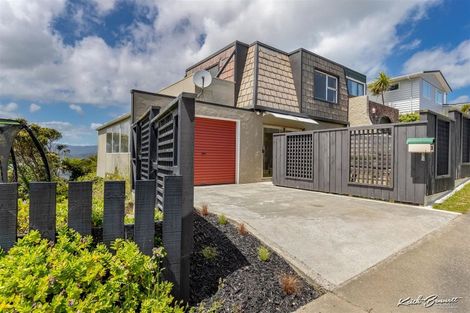 Photo of property in 31 Acacia Avenue, Maungaraki, Lower Hutt, 5010