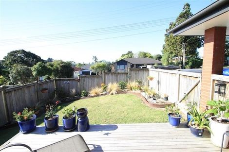 Photo of property in 36 Taipari Road, Te Atatu Peninsula, Auckland, 0610