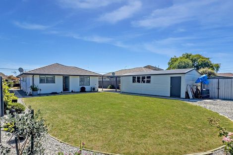 Photo of property in 39 Vivian Street, Burwood, Christchurch, 8083