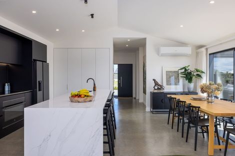 Photo of property in 27 Collier Drive, Halswell, Christchurch, 8025