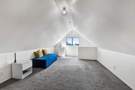 Photo of property in 76a Paynters Avenue, Strandon, New Plymouth, 4312