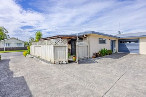 Photo of property in 1/305 Park Road South, Akina, Hastings, 4122