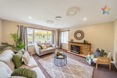 Photo of property in 9 The Square, Manor Park, Lower Hutt, 5019