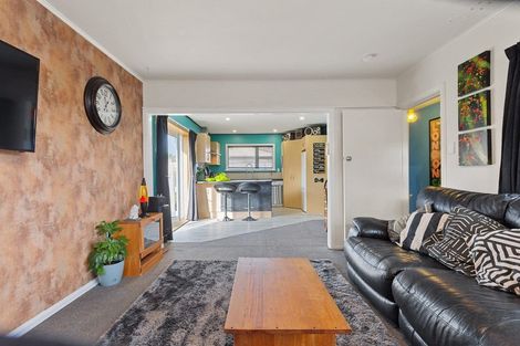 Photo of property in 23 Barclay Place, Burwood, Christchurch, 8061