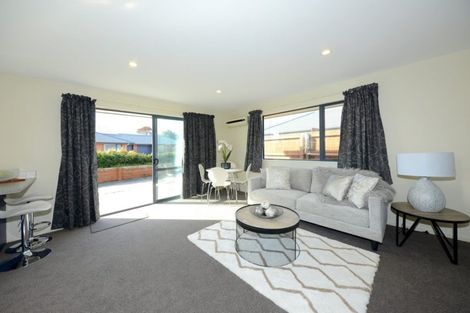 Photo of property in 24g Wainoni Road, Wainoni, Christchurch, 8061