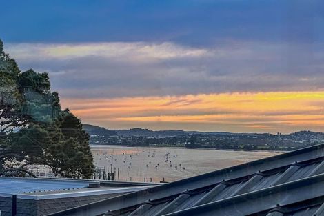 Photo of property in 47a Takutai Avenue, Half Moon Bay, Auckland, 2012