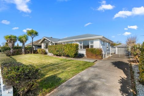 Photo of property in 53 Greendale Avenue, Avonhead, Christchurch, 8042