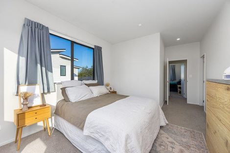 Photo of property in 8 Ahorangi Road, Silverdale, 0932