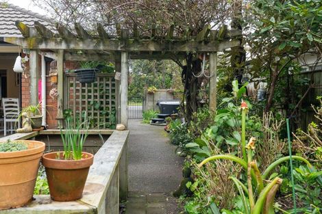 Photo of property in 6 Nimmo Avenue, Waikanae, 5036