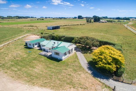 Photo of property in 175 Soldiers Road, Tangimoana, Palmerston North, 4476