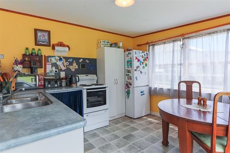 Photo of property in 13 Maire Street, Inglewood, 4330