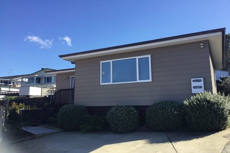 Photo of property in 77a Lynden Avenue, Hillcrest, Auckland, 0627