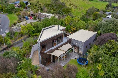 Photo of property in 2 Victoria Road, Omata, New Plymouth, 4374