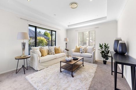 Photo of property in 19 Sovereign Gardens, Halswell, Christchurch, 8025