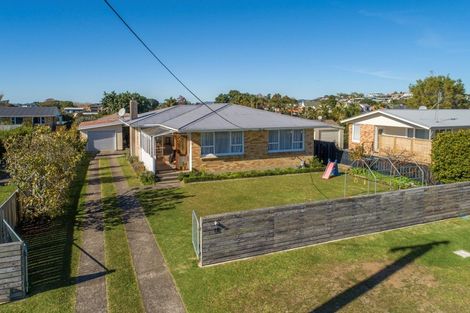 Photo of property in 18 Short Street, Otumoetai, Tauranga, 3110