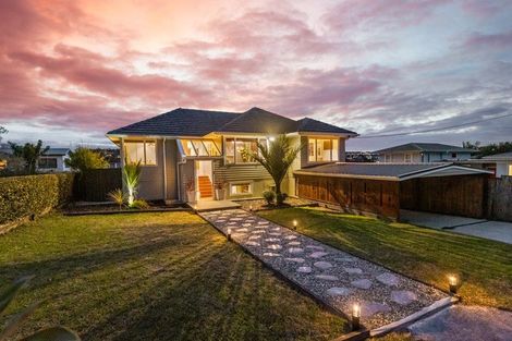 Photo of property in 5 Tainui Street, Torbay, Auckland, 0630