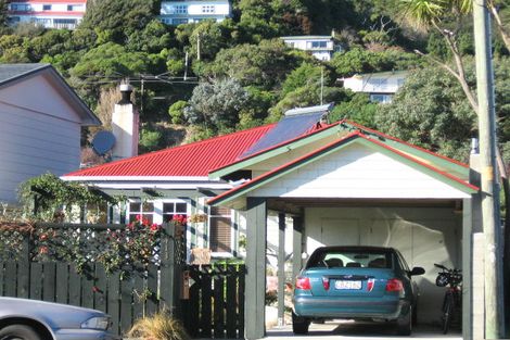 Photo of property in 413 Muritai Road, Eastbourne, Lower Hutt, 5013
