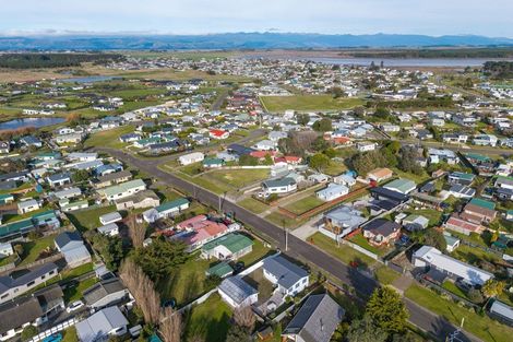 Photo of property in 9 Hennessy Street West, Foxton Beach, Foxton, 4815