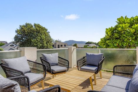 Photo of property in 127 Milne Drive, Paraparaumu, 5032