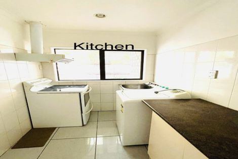 Photo of property in 102 Middlefield Drive, Flat Bush, Auckland, 2016