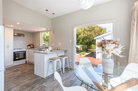 Photo of property in 105 Condell Avenue, Papanui, Christchurch, 8053