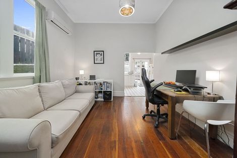 Photo of property in 55 Moxham Avenue, Hataitai, Wellington, 6021