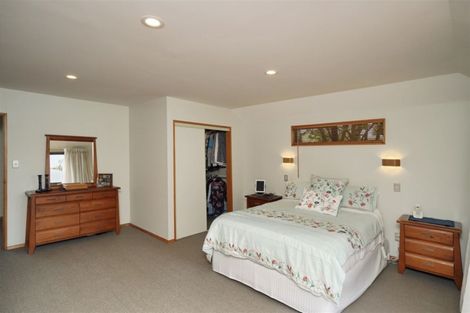 Photo of property in 63a Sandwich Road, Beckenham, Christchurch, 8023