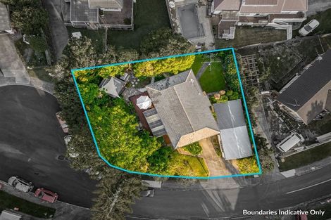 Photo of property in 3 Garcia Place, West Harbour, Auckland, 0618