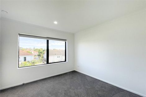 Photo of property in 15f Parkinson Avenue, Wesley, Auckland, 1041