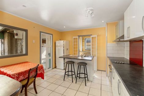 Photo of property in 9 Toi Street, Otaki Beach, Otaki, 5512