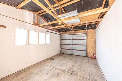 Photo of property in 16 Waitai Street, Castlecliff, Whanganui, 4501