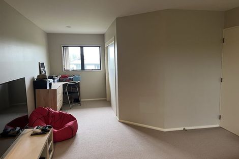 Photo of property in 39 Abby Road, Fitzherbert, Palmerston North, 4410