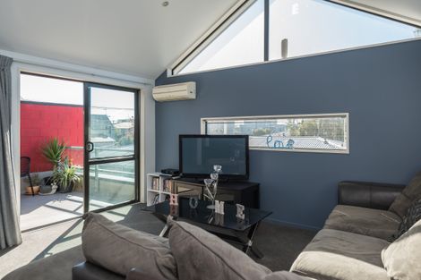 Photo of property in 2/450 Barbadoes Street, Edgeware, Christchurch, 8013