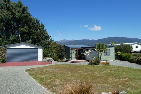 Photo of property in 12 Cunaris Way, Te Anau, 9600