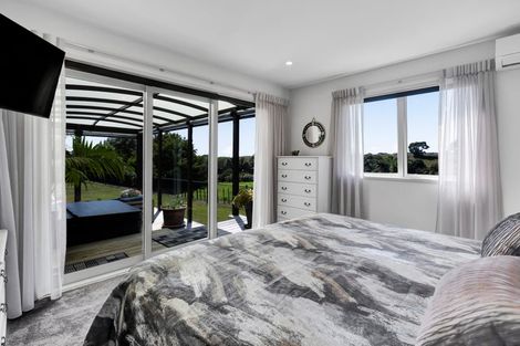 Photo of property in 5d Vardon Way, Waiwhakaiho, New Plymouth, 4312