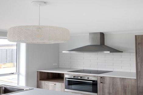 Photo of property in 6 Pioneer Crescent, Omokoroa, 3114