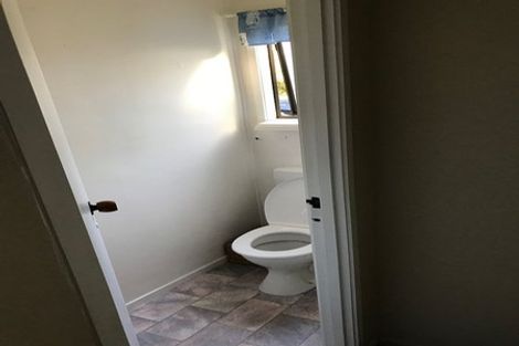 Photo of property in 38 Tree View Avenue, Glenfield, Auckland, 0629