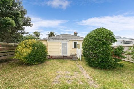 Photo of property in 178 Onepu Road, Lyall Bay, Wellington, 6022