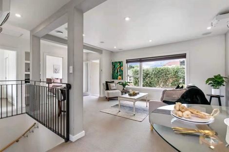 Photo of property in 50b Mellons Bay Road, Mellons Bay, Auckland, 2014