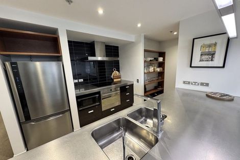 Photo of property in Piermont Apartments, 2b/82 Cable Street, Te Aro, Wellington, 6011