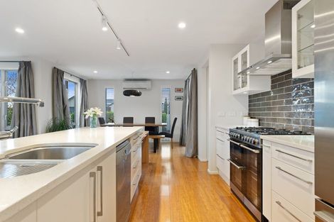 Photo of property in 7 Waterstock Way, Parklands, Christchurch, 8083