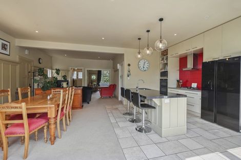 Photo of property in 35 Aylmer Street, Somerfield, Christchurch, 8024