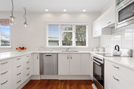 Photo of property in 5 Bucknell Street, Sockburn, Christchurch, 8042