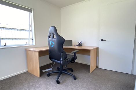 Photo of property in 2/12 Duncan Avenue, Te Atatu South, Auckland, 0610